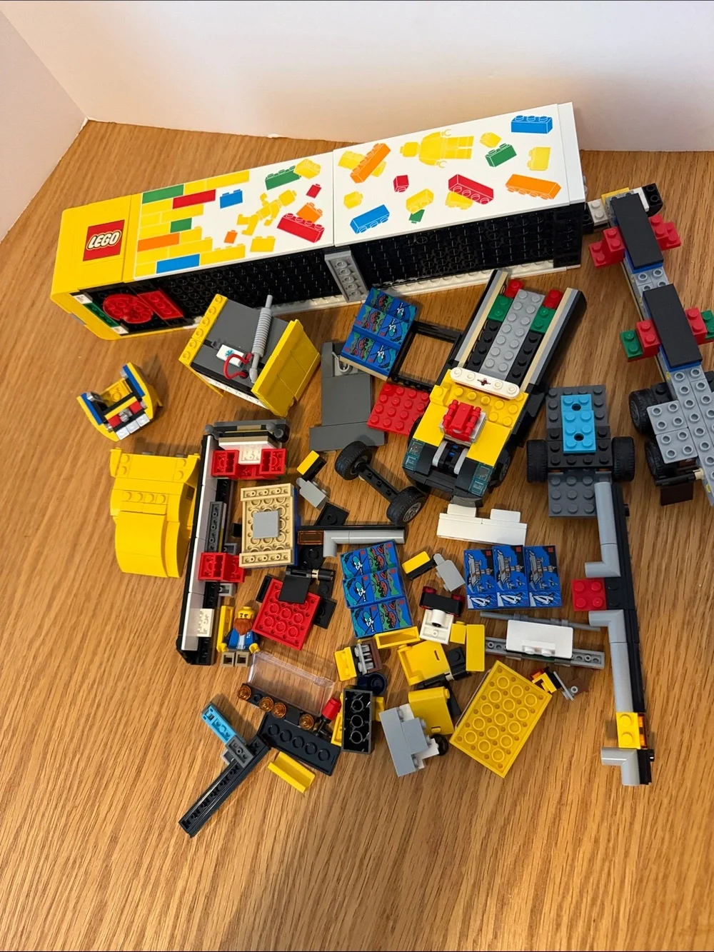 Lego City Yellow Delivery Truck Pieces